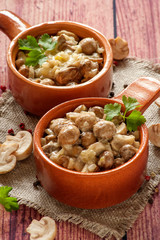 Baked mushrooms in a creamy sauce.