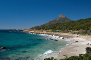 Fototapeta premium South Africa, Cape Town, Camps Bay and Clifton area, view of the backside of Lion's Head landmark rock formation, Bukhoven Beach.