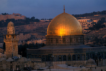 Fototapeta na wymiar Asia, Israel, Jerusalem. Dome of the Rock from the Jewish Quarter.