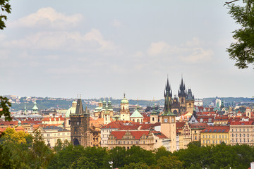 Fototapeta premium Prag ist die Hauptstadt und zugleich bevölkerungsreichste Stadt der Tschechischen Republik.