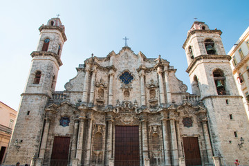 Cuba, Havana. Plaza de la Catedral, Cathedral San Cristobal.