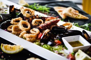 mix of grilled & fried seafood plate