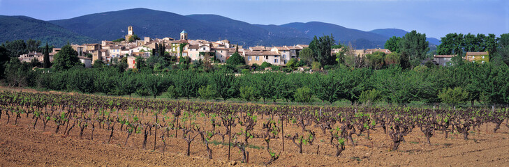 Fototapeta na wymiar France, Lourmarin. The village of Lourmarin in the Provence region of France is a popular tourist destination.