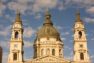 Fototapeta na wymiar Hungary, Budapest, St. Stephen's Basilica. Neo Renaissance Dome designed by Miklos in 1867