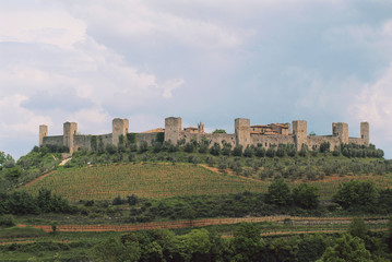 Fototapeta na wymiar Italy, Tuscany, Monteriggioni, Ancient walled hill town