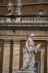 Obraz premium Rome, Vatican City, View of Statues at St. Peters Basilica church