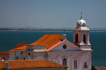 Portugal, Lisbon, Alfama district seen from Largo Portas do Sol