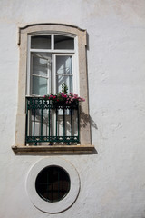 Fototapeta na wymiar Portugal, Tavira, Colorful homes
