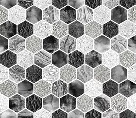 Verduisterende gordijnen Marmeren hexagons Handbeschilderde marmeren tegels. Naadloze artistieke patroon. Creatieve achtergrond voor kaarten, uitnodigingen, banners, websites, plakboeken, wallpapers. Zwart-witte kleuren. Trendy ontwerp.