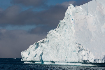 Fototapeta na wymiar Icebergs in Ilulissat icefjord, UNESCO World Heritage Site