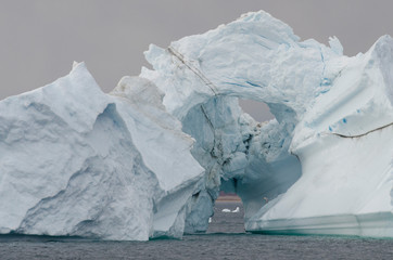 Greenland, Nuussuaq Peninsula, Qaasuitsup, Disko Bay near Saqqaq. Icebergs in Disko Bay along the Greenland coast.