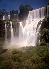 Argentina, Igwazu Falls, Falls, Salto Bossetti thunders into the river below.