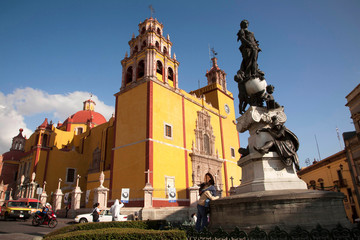North America, Mexico, Guanajuato State, Guanajuato, Cathedral of Guanajuato and fountain. The historic city of Guanajuato is a UNESCO World Heritage Site.
