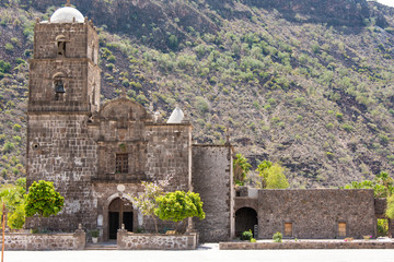 Mexico, Baja California Sur, Loreto. Mission San Francisco Javier. Historic Jesuit mission built in 1699 closed in 1817 - obrazy, fototapety, plakaty