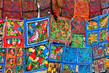 Central America, Panama, San Blas Islands (aka Kuna Yala). Colorful hand stitched molas made by the Kuna Indians. - obrazy, fototapety, plakaty