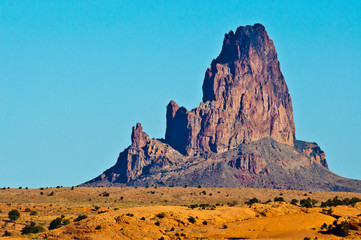 USA, Arizona, Agathla Peak from near Kayenta