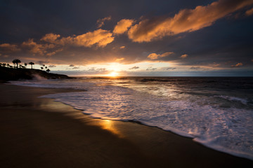 Obraz premium USA, California, La Jolla. Sunset over beach. Credit as: Christopher Talbot Frank / Jaynes Gallery / DanitaDelimont. com