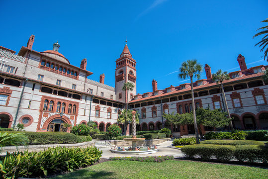 USA, Florida, St. Augustine, Hotel Ponce De Leon, Flagler College.