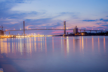 Fototapeta premium A beautifulsunset on Savannah's harbor.
