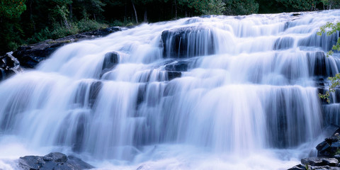 Fototapeta premium USA, Michigan, Ottawa National Forest, Wide cascade of Bond Falls on the Ontonagon River.