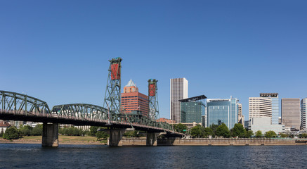 USA, Oregon, Portland. Downtown and the Hawthorne Bridge.