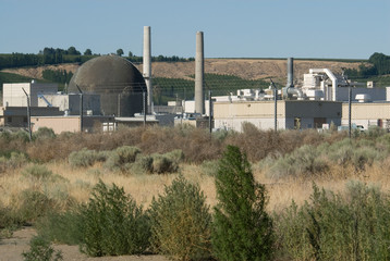 Fototapeta na wymiar US: Washington, Columbia River Basin, Richland, Hanford Nuclear Site, Area 300 (Fabrication, Examination and Developement Laboratory and Chemical Waste Storage Unit)