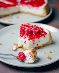 fresh raspberry cheesecake