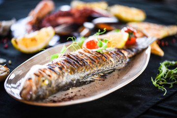 grilled fresh fish with lemon & parsley