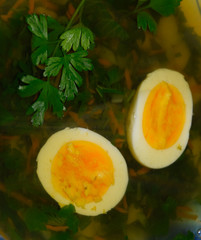 egg and parsley in soup, egg soup,
