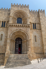 Fototapeta na wymiar Ancienne Cathédrale Velha de Coimbra, Portugal