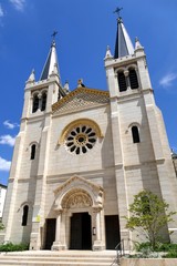 Fototapeta na wymiar Eglise saint-louis, à Vichy, Allier, France