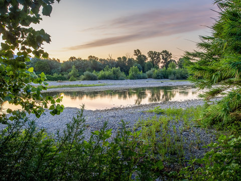 Dawn breaking over the river at Lipu Oasis at Arcola, La Spezia.