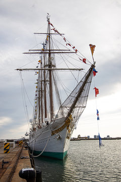 sailing school ship