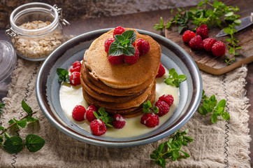 Pancakes with vanilla sauce