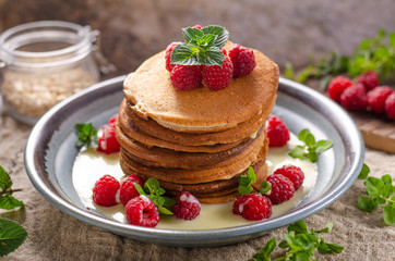 Pancakes with vanilla sauce