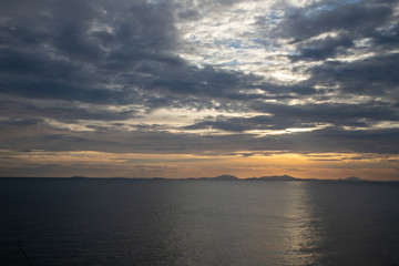 Obraz premium Sunset sea and mountain