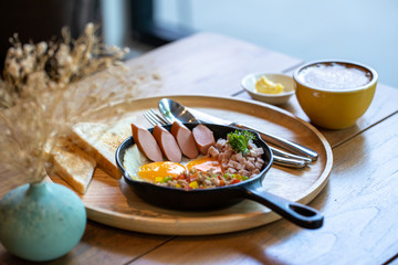 Breakfast 