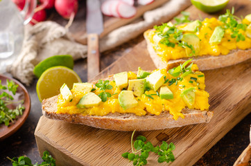 Bio scrambled eggs