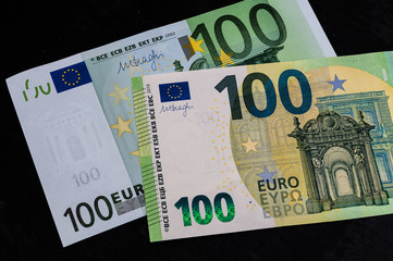 neuer und alter 100 Euro-Geldschein 