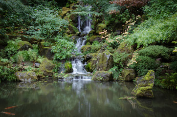 Japanese Water Garden Waterfall - 284565337