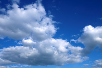 White clouds and blue sky - Stockphoto