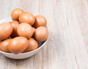 Eggs are long, busy on wooden floors.