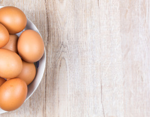 Eggs are long, busy on wooden floors.