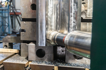 Long reach spindle with quick cutter on a cnc machine.