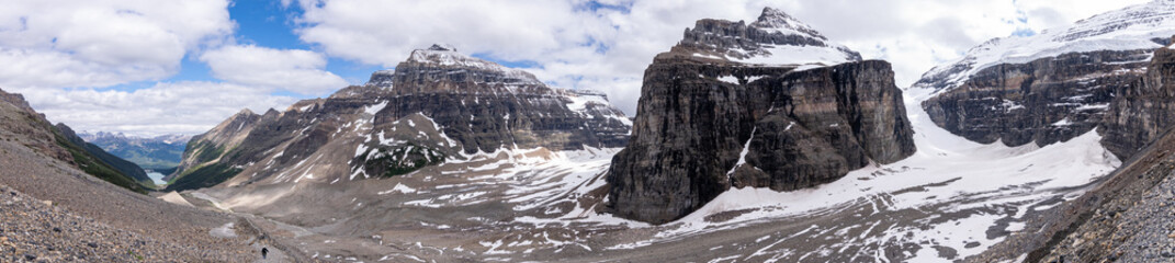 Lake Louise - Plain of Six Glaciers