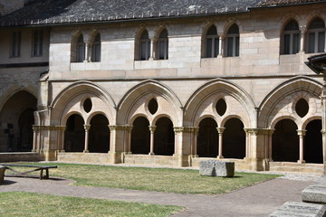 Cloître, cathédrale, Tulle
