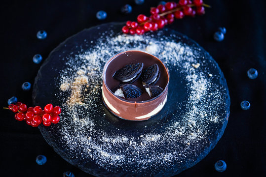 home made oreo cake - fresh chocolate delights