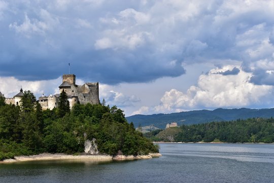 Zamki w Niedzicy i Czorsztynie
