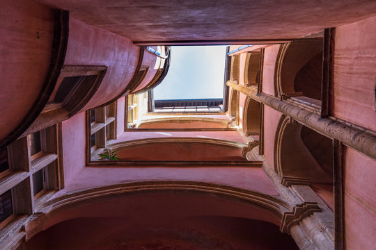 traboule du vieux Lyon