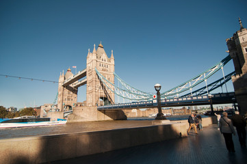  The famous London Bridge on a summer day.